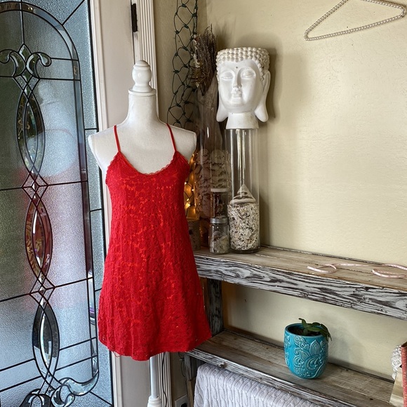 Red lace mini dress mini - Picture 4 of 5